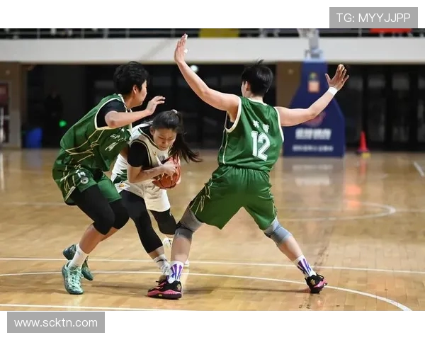 西安篮球队的崛起与荣耀揭秘：力量与激情的完美结合