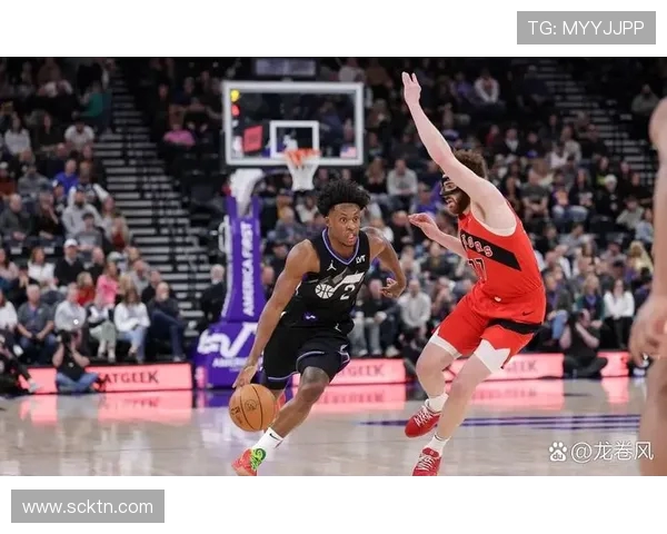 猛龙队与76人队激战正酣 谁能在季后赛中脱颖而出创造历史